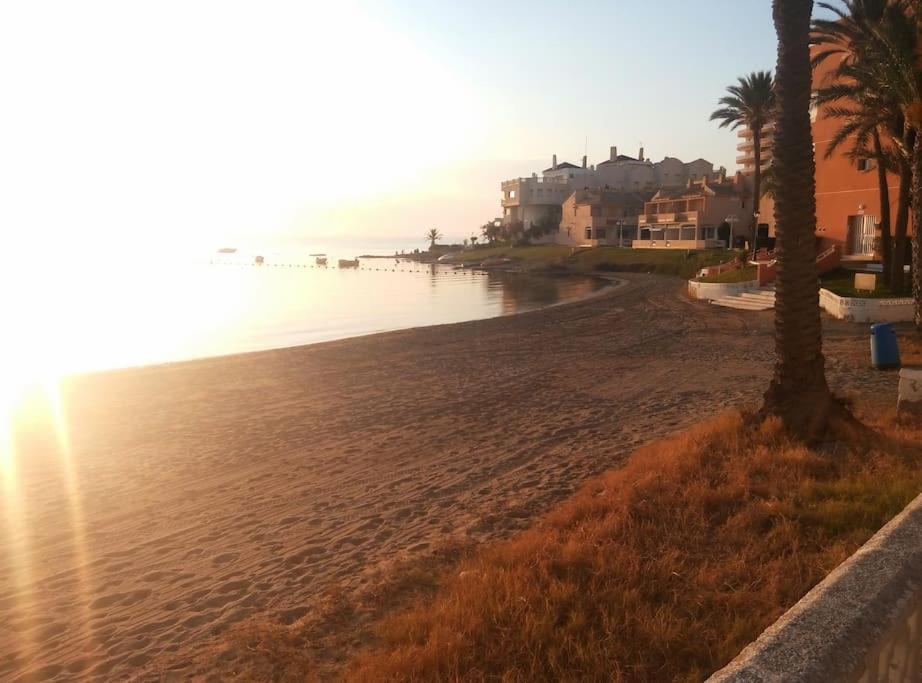 Apartamento En Primera Linea De Playa 무르시아 외부 사진
